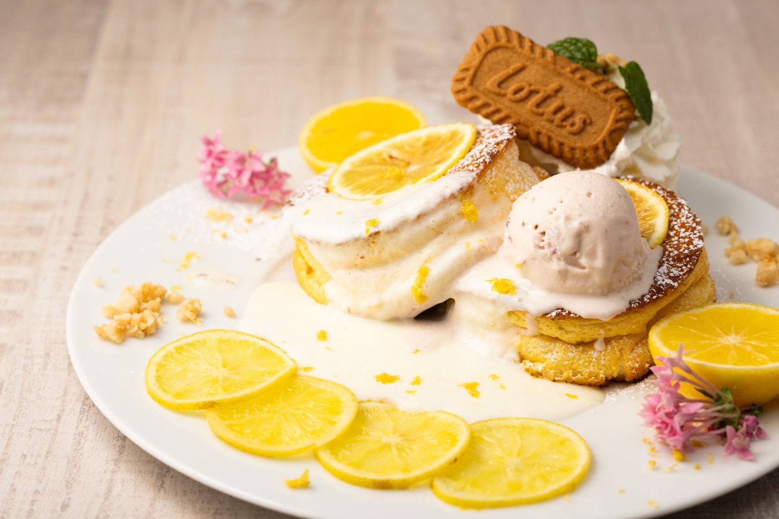 湘南ゴールド香る、特別なパンケーキ時間を。